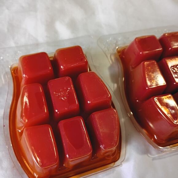 Scentsy Bar COZY FIRESIDE 3.2 oz Authentic(Set of 2) scented wax - Picture 4 of 4